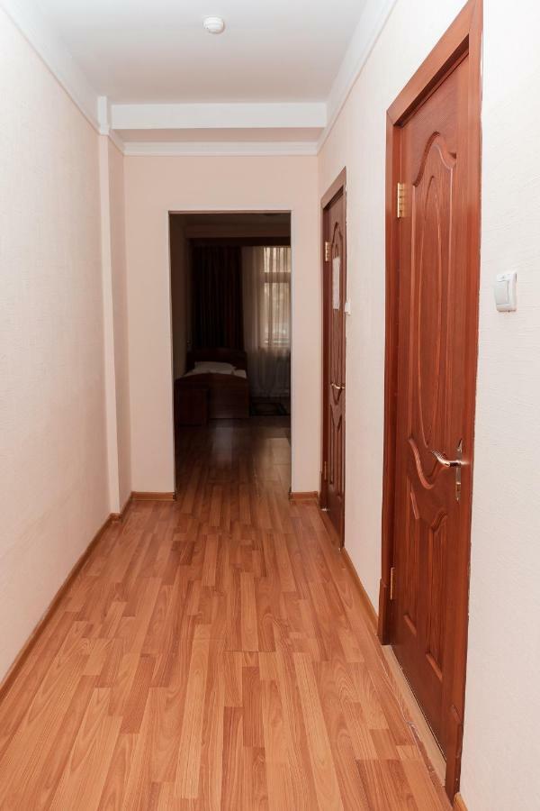Gym Inn Taszkent Zewnętrze zdjęcie